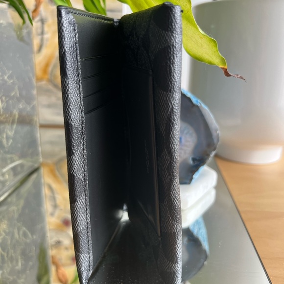 Coach Wallet - Picture 3 of 6